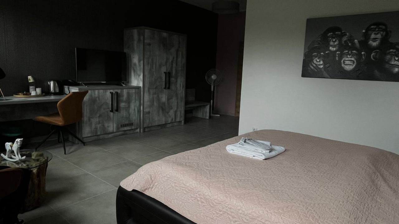 Vitalounge Sports & Spa Hotel Γκελσενκίρτσεν Εξωτερικό φωτογραφία